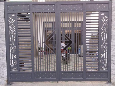 Thợ sắt Đà Nẵng thi công mái tôn-cửa kéo-cửa sắt giá rẻ